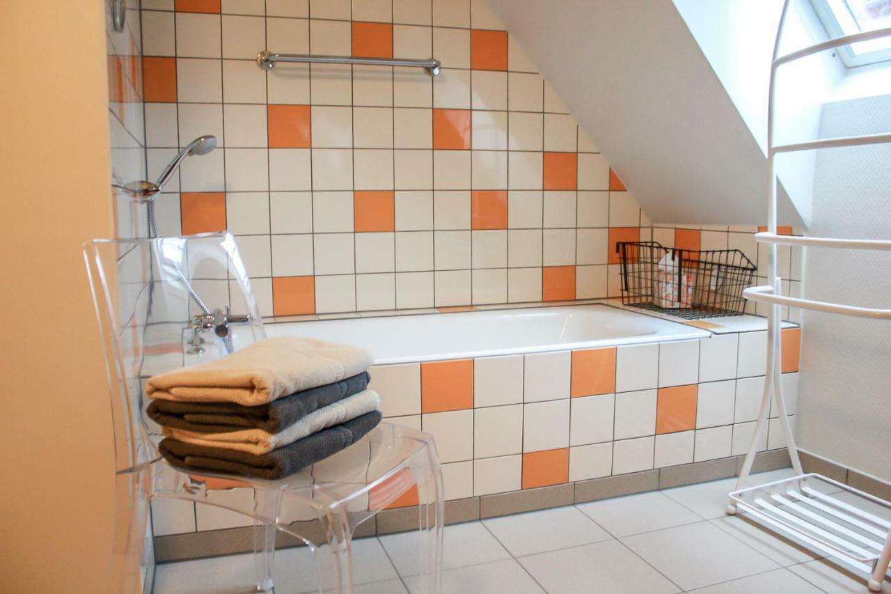 Appartement Passe Partout Lucenay-l'Eveque Екстериор снимка