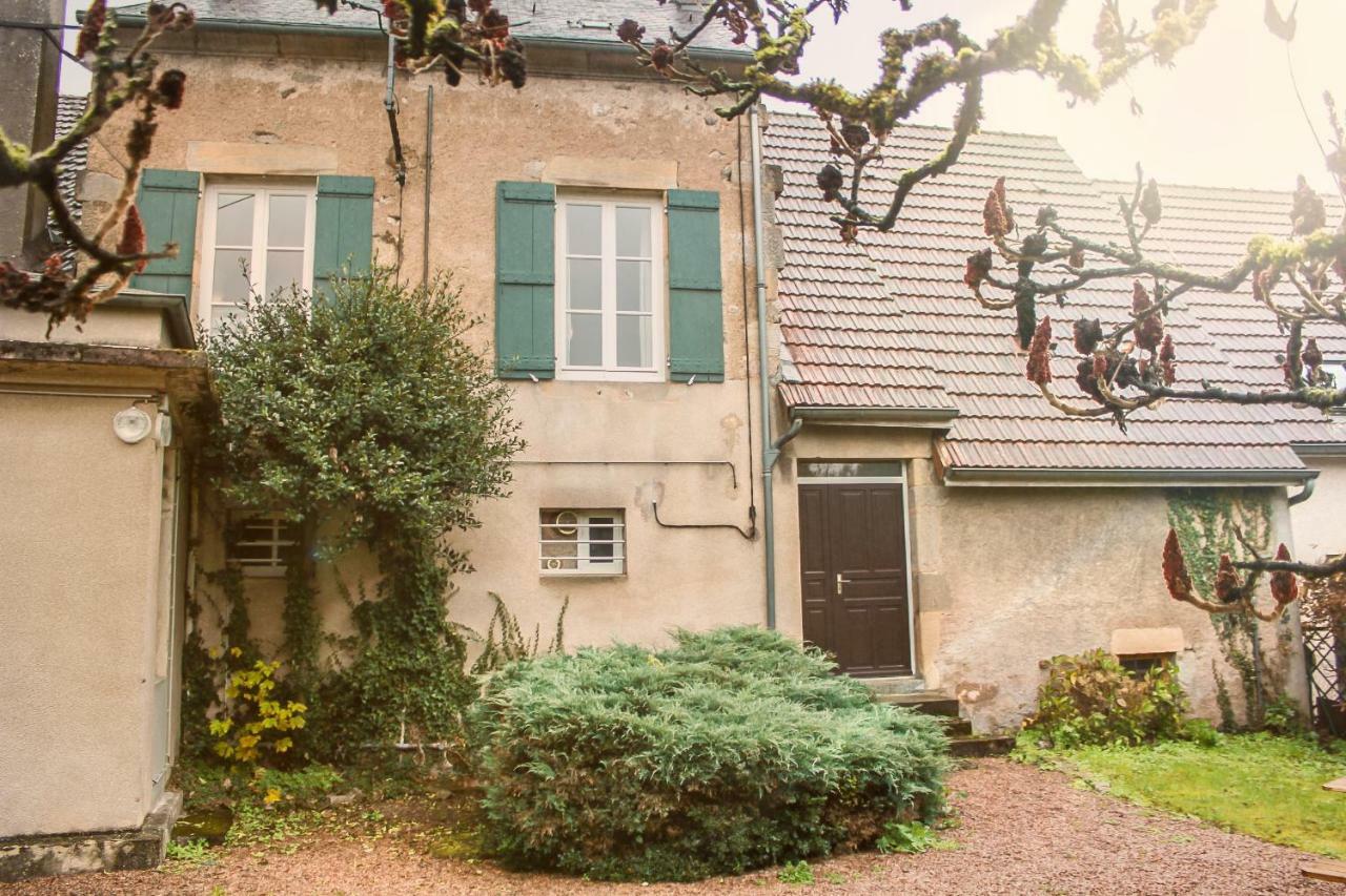Appartement Passe Partout Lucenay-l'Eveque Екстериор снимка